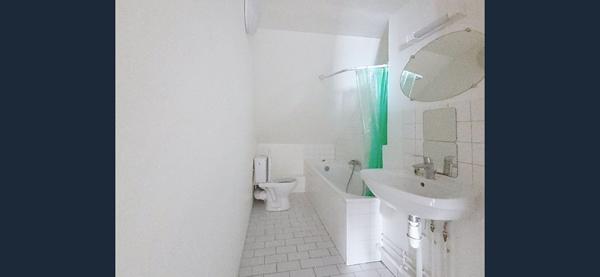 Appartement 2 pièce(s) 42.53 m2 / 49 AU SOL, Paris 75011