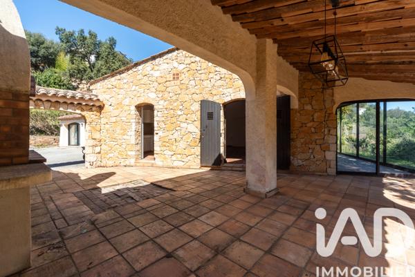 Maison à vendre 8 pièces 181 m² Les Adrets-de-l'Estérel