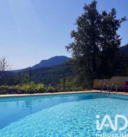 Maison à vendre 8 pièces 181 m² Les Adrets-de-l'Estérel