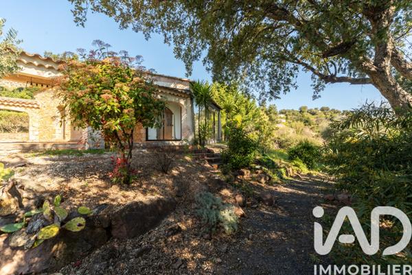 Maison à vendre 8 pièces 181 m² Les Adrets-de-l'Estérel