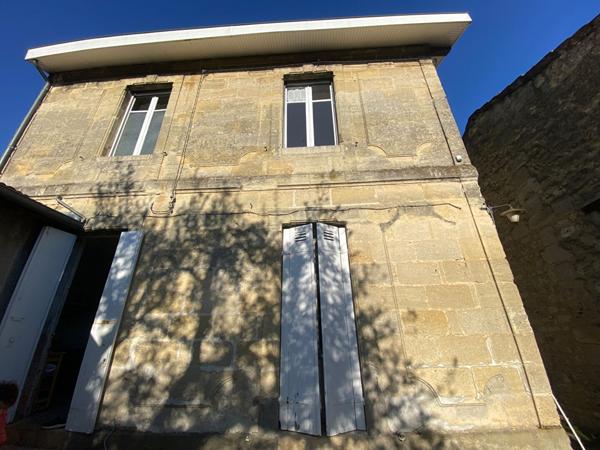 Talence Caudères Maison de maître d'environ 157 m2 sur parcelle de 520 m2