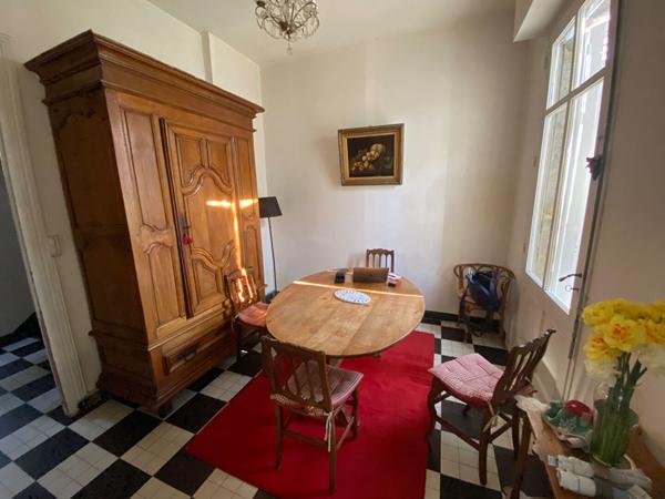 Talence Caudères Maison de maître d'environ 157 m2 sur parcelle de 520 m2