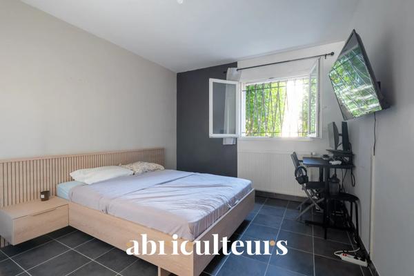 Gardanne (13120) : Appartement T3 en rez-de-jardin avec terrasse et box fermé
