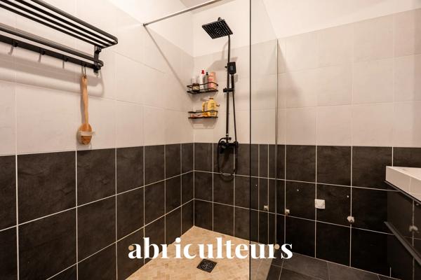 Gardanne (13120) : Appartement T3 en rez-de-jardin avec terrasse et box fermé