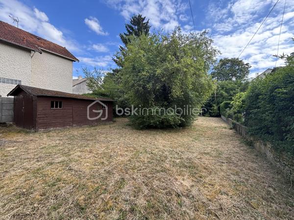 Terrain commercial de 922 m²