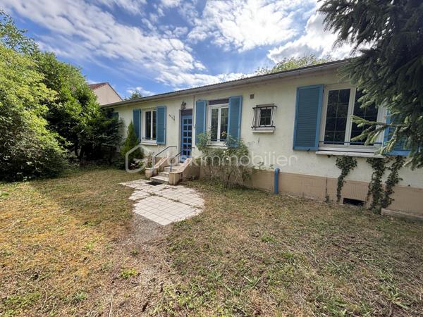 Terrain commercial de 922 m²