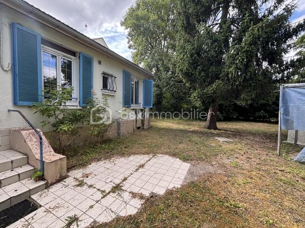 Terrain commercial de 922 m²