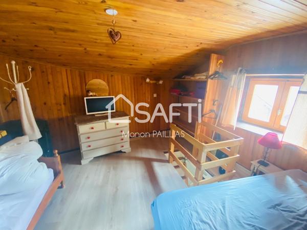 Charmante petite maison avec terrasse aux Fréaux