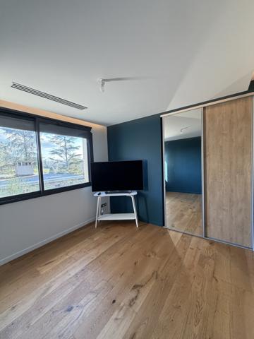 L'Étrat (42580) A LOUER ! L''Etrat, villa contemporaine de 180m2 avec piscine