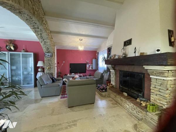 Maison de plain pied VALREAS