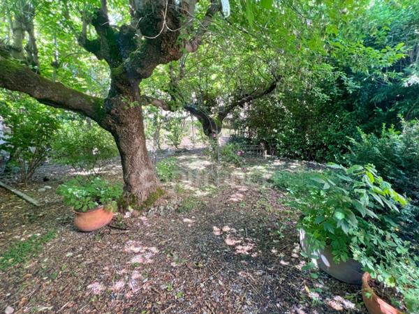 Maison à vendre à Digne-les-Bains – 115 m², 4 chambres, jardin arboré de 300 m², fort potentiel