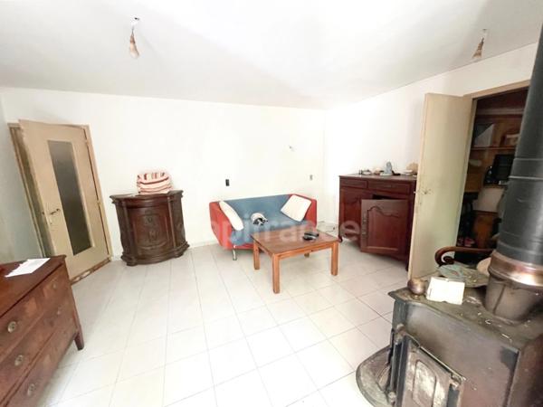 Maison à vendre à Digne-les-Bains – 115 m², 4 chambres, jardin arboré de 300 m², fort potentiel