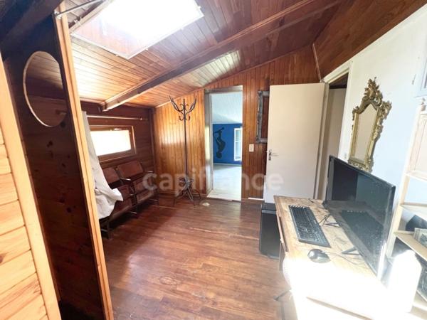 Maison à vendre à Digne-les-Bains – 115 m², 4 chambres, jardin arboré de 300 m², fort potentiel