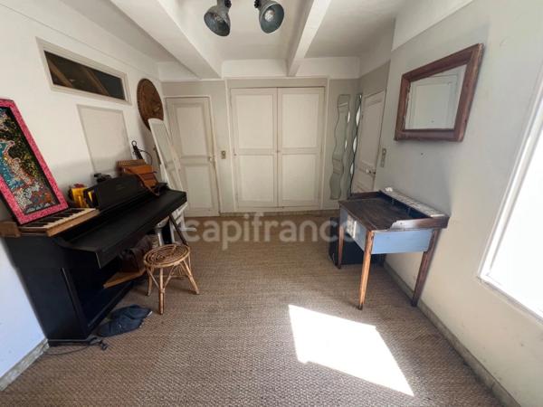 Maison à vendre à Digne-les-Bains – 115 m², 4 chambres, jardin arboré de 300 m², fort potentiel