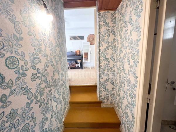 Maison à vendre à Digne-les-Bains – 115 m², 4 chambres, jardin arboré de 300 m², fort potentiel