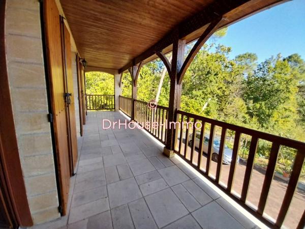 Maison à vendre 8 pièces de 240 m²