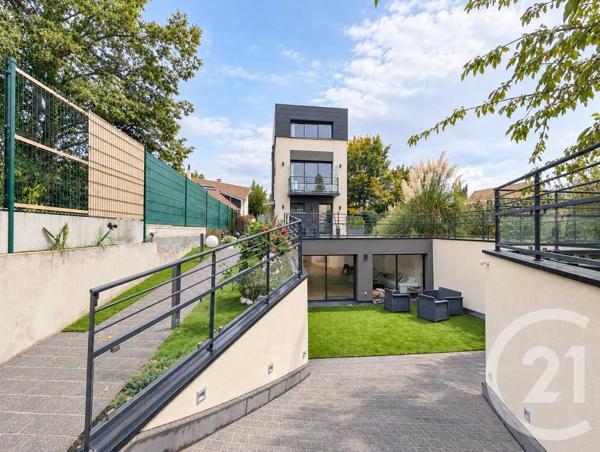 Maison à vendre  7 pièces - 175 m 2   CHATOU  - 78