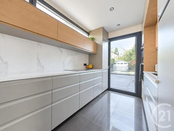 Maison à vendre  7 pièces - 175 m 2   CHATOU  - 78