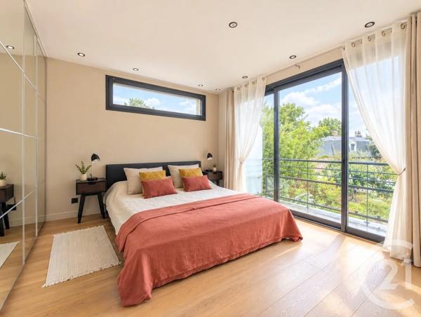 Maison à vendre  7 pièces - 175 m 2   CHATOU  - 78