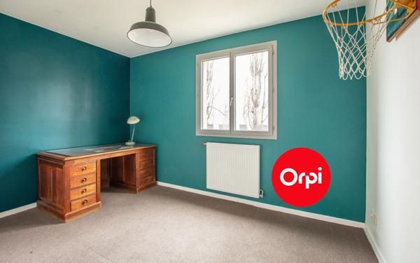 Appartement à vendre    4 pièces • 72,50 m2 Saint-Priest