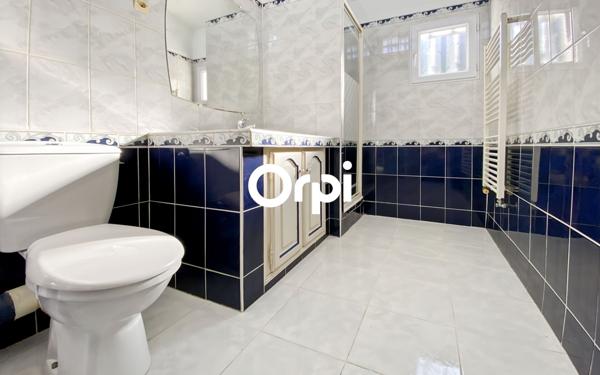 Maison à vendre    5 pièces •  Ceyreste