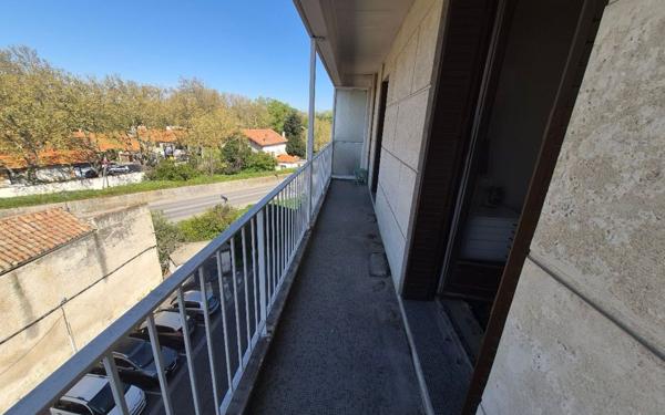 Appartement à vendre    2 pièces • 71,79 m2 Avignon