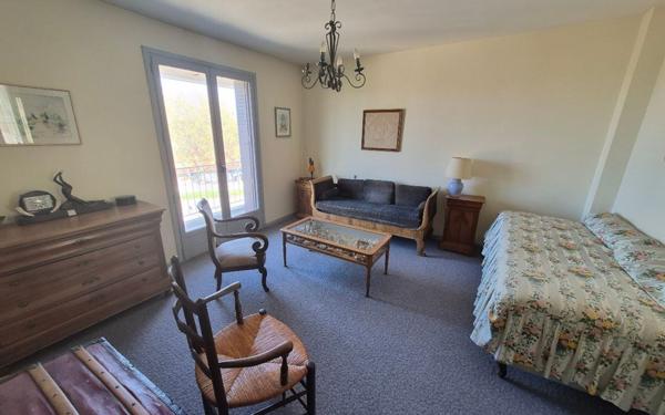 Appartement à vendre    2 pièces • 71,79 m2 Avignon