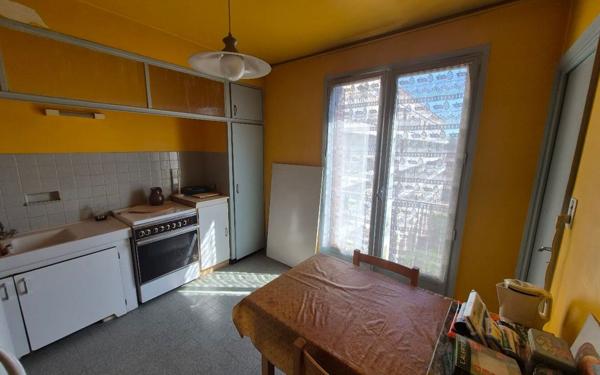 Appartement à vendre    2 pièces • 71,79 m2 Avignon