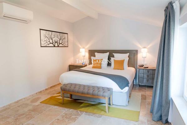 A vendre - Hôtel 5 étoiles avec infrastructures de luxe -Haute Provence