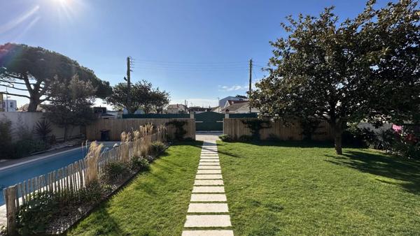 VILLA DE CHARME DES ANNÉES 30 À CHATELAILLON-PLAGE