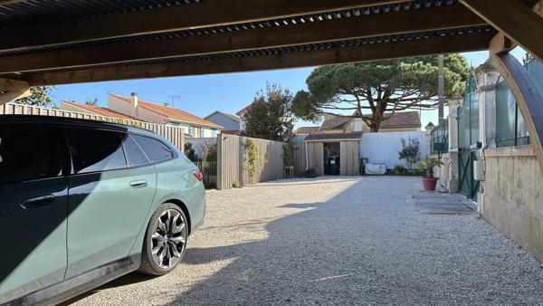 VILLA DE CHARME DES ANNÉES 30 À CHATELAILLON-PLAGE