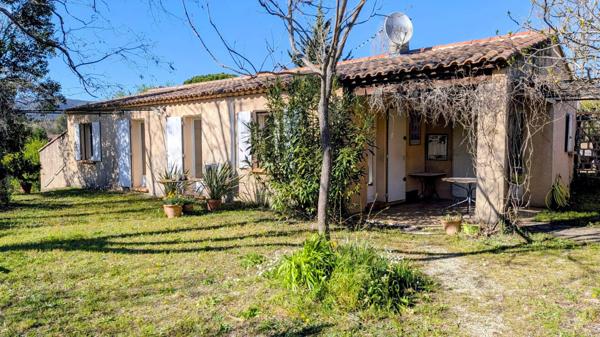 Maison de plain pied construite en 1986,