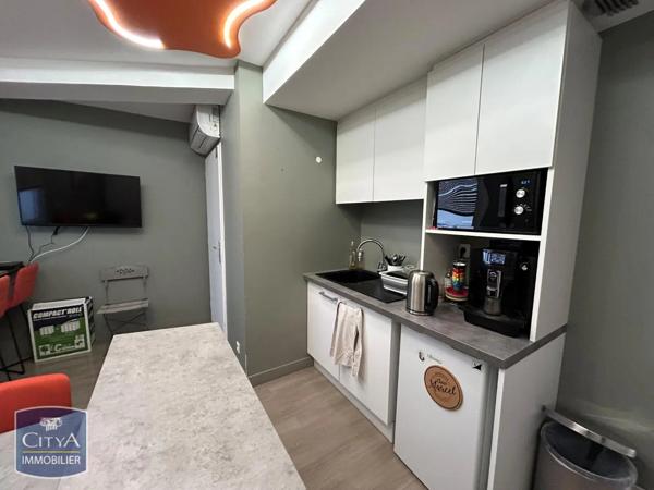 Local professionnel à louer 19.03m²