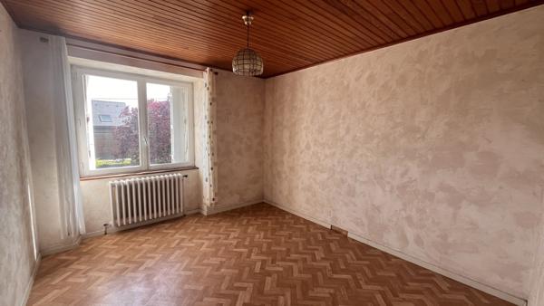 Maison à vendre ERDEVEN – ancienne ferme de 6 pièces + hangar et annexes