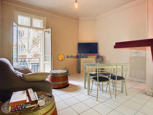 Vente                                                      Appartement
                        
                     3 pièces                      70 m2                     à Perpignan