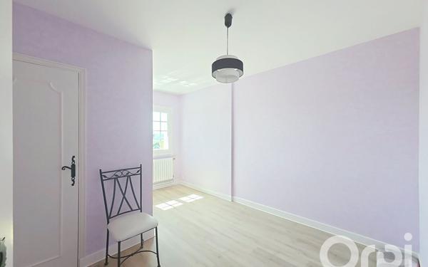 Maison à vendre    6 pièces • 149 m2 Abrest