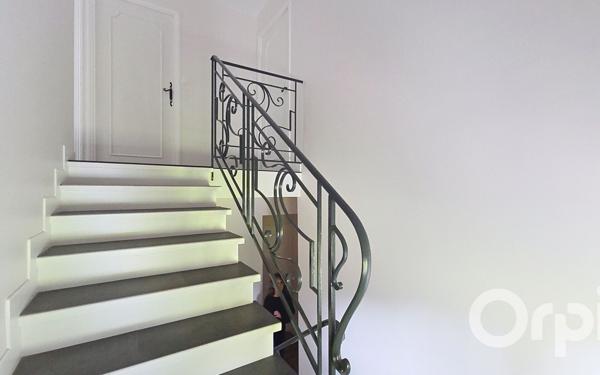 Maison à vendre    6 pièces • 149 m2 Abrest