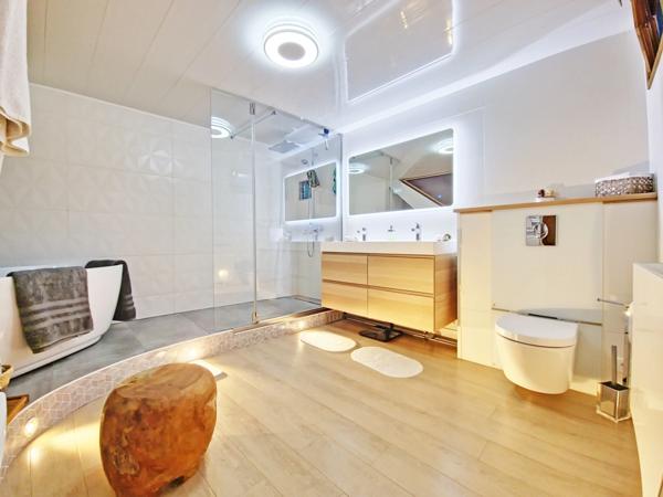 STAINS (93240) - CHARMANTE MAISON 6/7 PIÈCES SANS TRAVAUX - EMPLACEMENT IDÉAL !