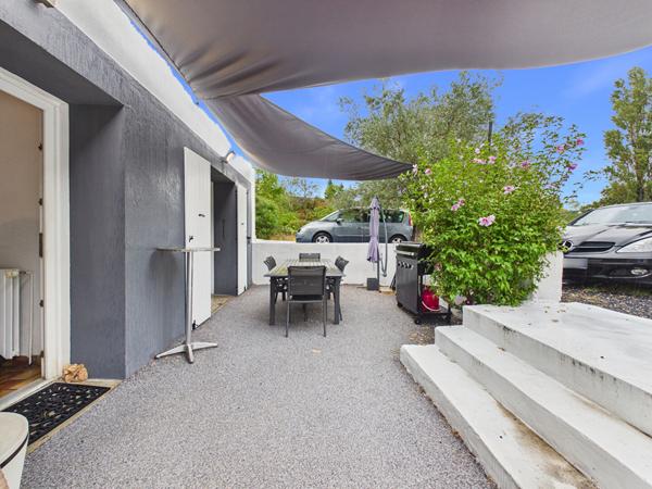 Maison familiale de 126 m2 avec 4 chambres et jardin arboré de 1 208 m²