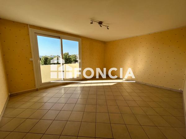 Location Appartement 3 pièces 56.06 m² - APPARTEMENT 38 Laon 02000