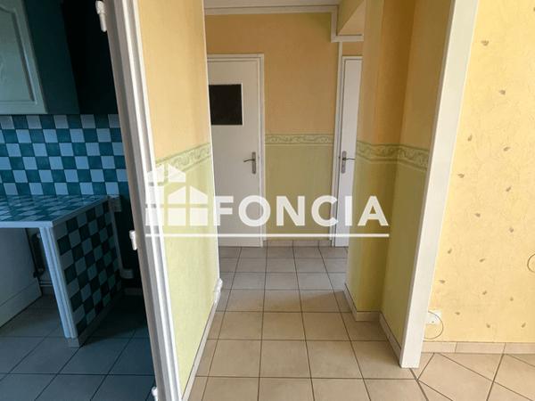 Location Appartement 3 pièces 56.06 m² - APPARTEMENT 38 Laon 02000