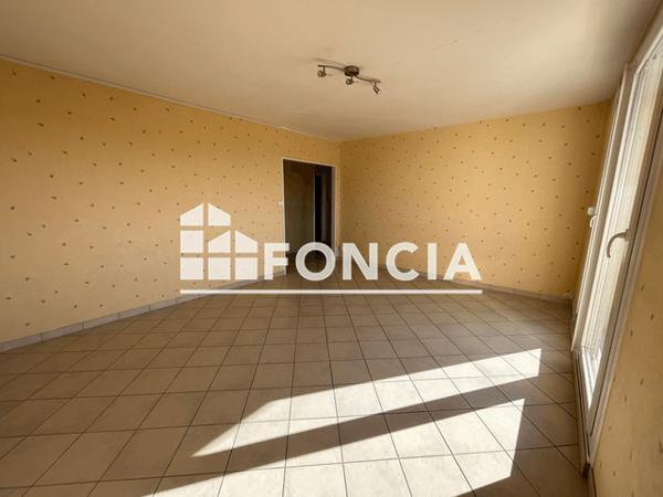 Location Appartement 3 pièces 56.06 m² - APPARTEMENT 38 Laon 02000