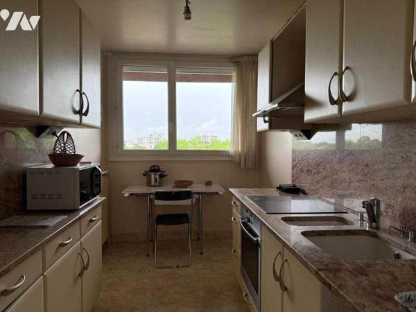 APPARTEMENT TYPE 3 EN DERNIER ETAGE