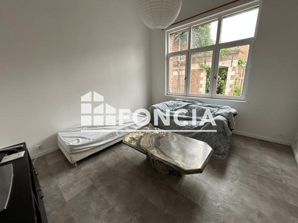 Location Appartement meublé 4 pièces 89.07 m² - 45-49 RUE DE LA BARRE APPARTS. Lille 59800
