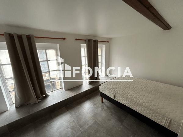 Location Appartement meublé 4 pièces 89.07 m² - 45-49 RUE DE LA BARRE APPARTS. Lille 59800