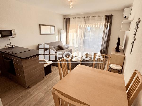 Location Studio meublé 28 m² - Bandol 83150