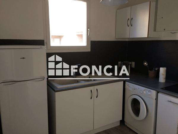 Location Appartement 2 pièces 34.49 m² - 199 RUE CURET BAS Six Fours Les Plages 83140