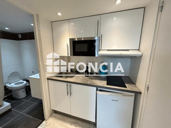 Location Studio meublé 16.99 m² - 2 RUE PRINCE MAURICE Nice 06000