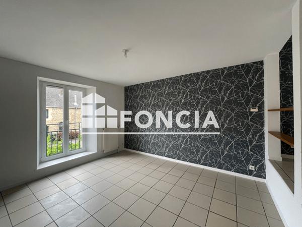 Location Appartement 5 pièces 93.14 m² - 2 BIS RUE DU MOULIN Tournes 08090