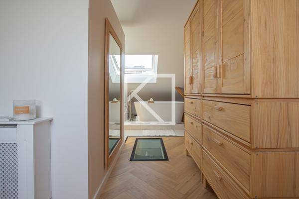 Charmant triplex rénové